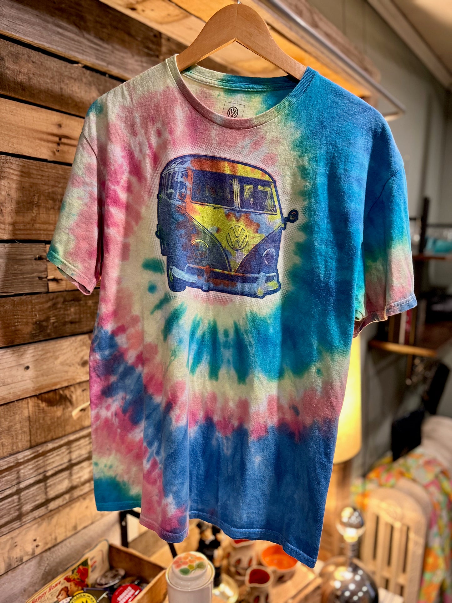 VW Licensed Tie Dye Tshirt LG