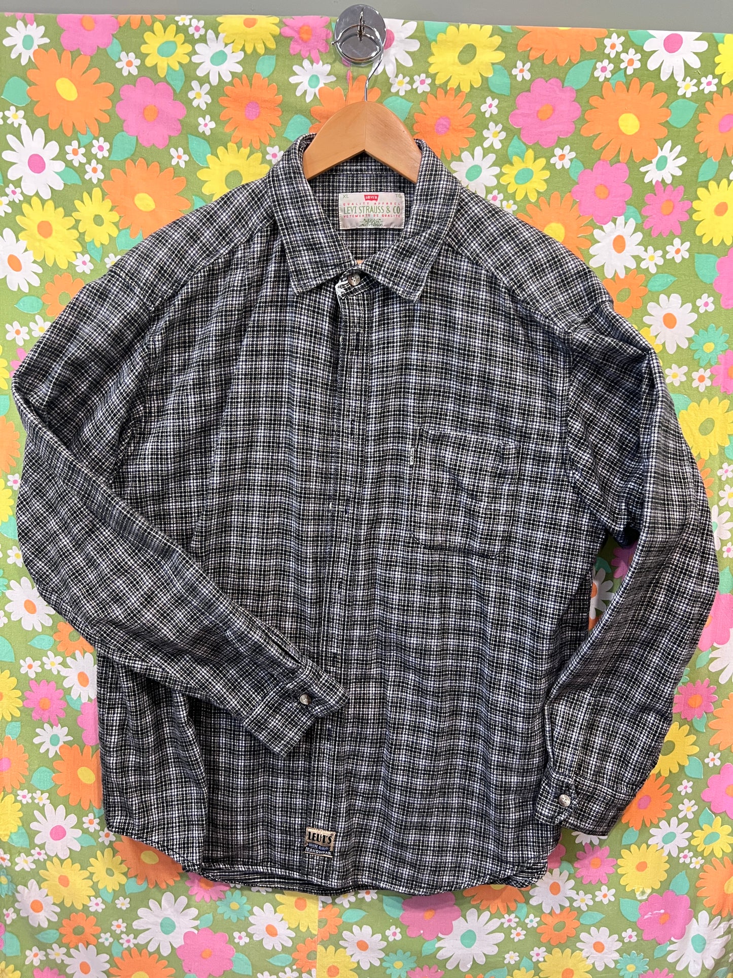 Vintage Levis Flannel Button Down XL
