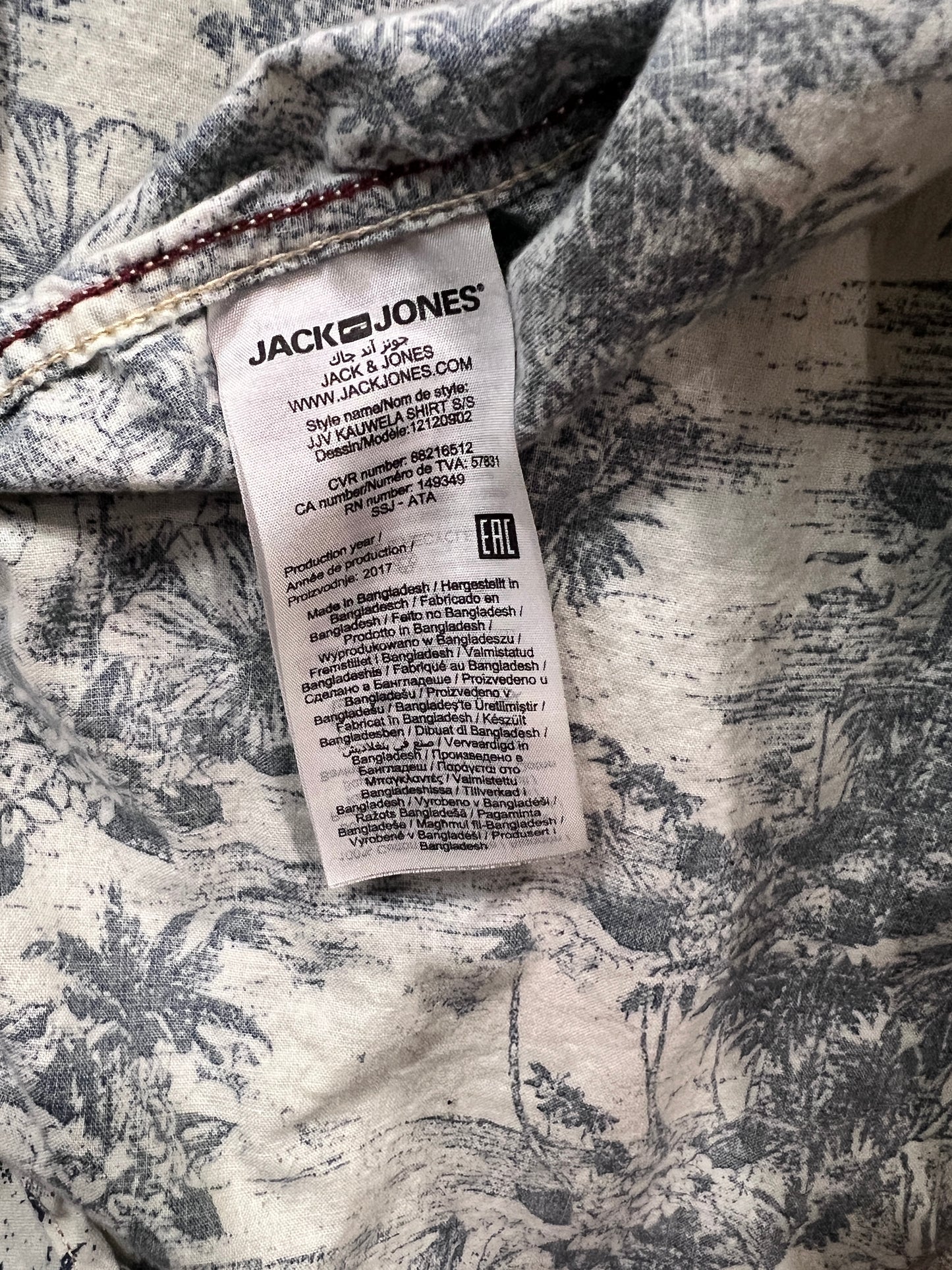 Vintage inspired Jack and Jones Hawaiian Button up XL