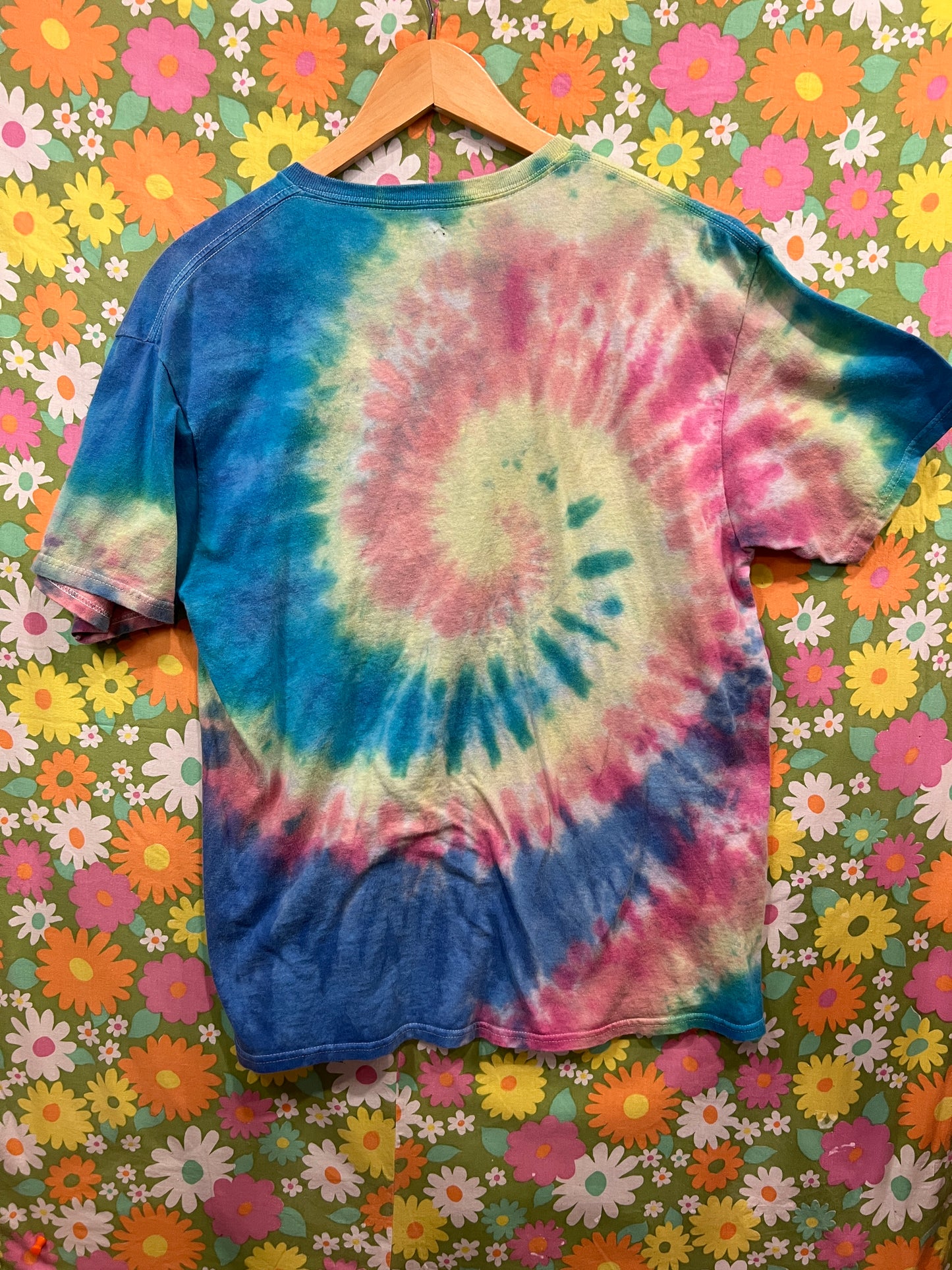 VW Licensed Tie Dye Tshirt LG