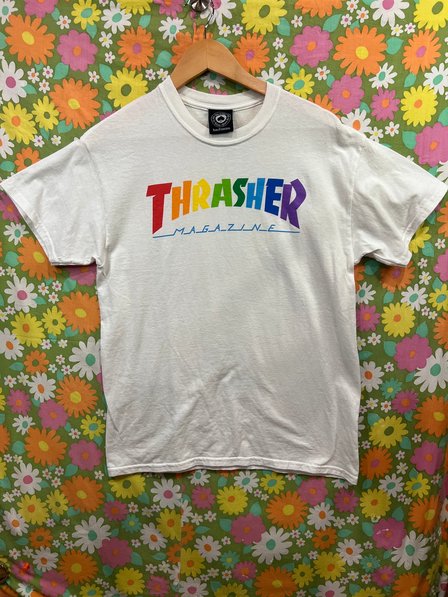 Thrasher Mag T-Shirt Rainbow & White- MED