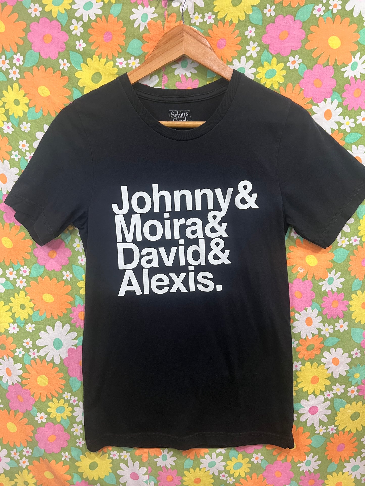 Schitts Creek T'Shirt Small